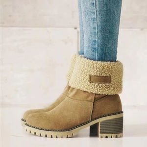 Chunky heel snow boot